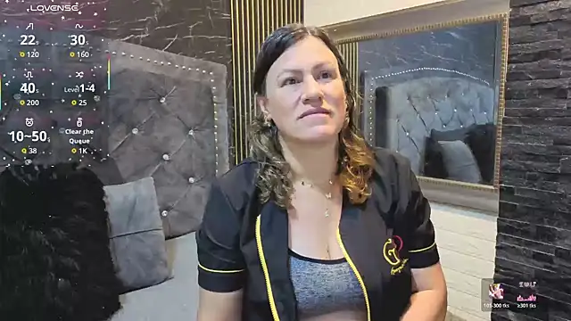 charlotte  G online show from 11.21.25