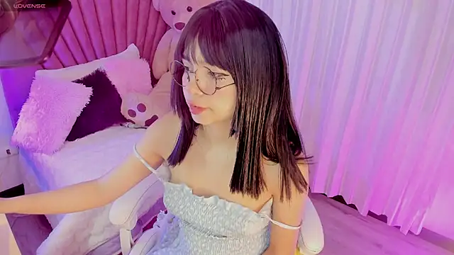 Snapshot of Lovely_celestte chatting on 03.08.25 Lovely celestte online show from 03.08.25