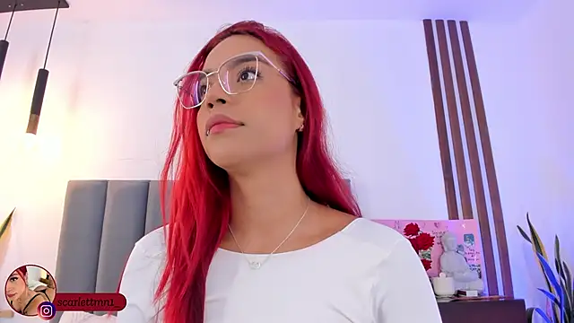 Scarlett Morgan  online show from 09.26.25