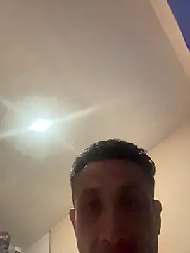 Snapshot of kandyloves chatting on 10.25.25 kandyloves online show from 10.25.25