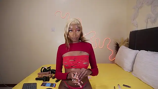 Snapshot of _Watuluv_ chatting on 01.30.25  Watuluv  online show from 01.30.25