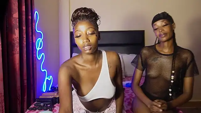  Watuluv  online show from 03.15.26