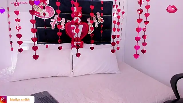 MarilynSmIith online show from 02.06.25