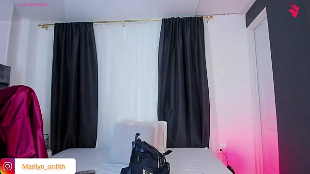 MarilynSmIith online show from 09.12.25