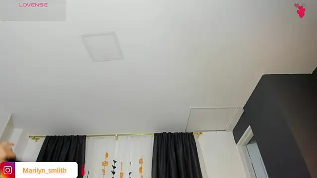 MarilynSmIith online show from 10.06.25