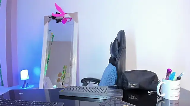 MarilynSmIith online show from 03.07.26