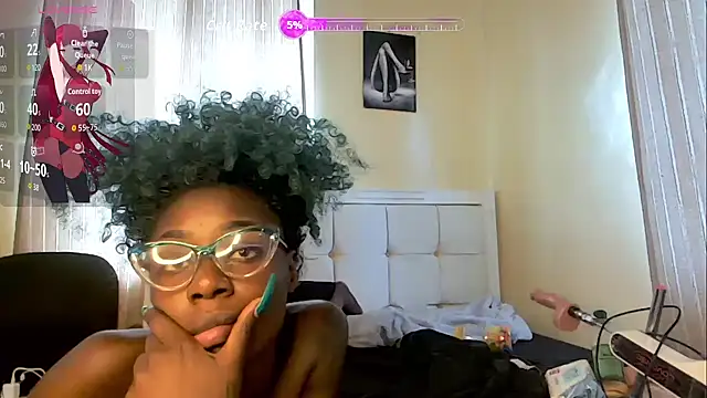 Snapshot of Lunarfreaky chatting on 09.20.25 Lunarfreaky online show from 09.20.25