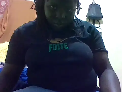 Snapshot of vilah chatting on 02.19.26 vilah online show from 02.19.26