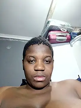 Snapshot of Bigchoccojugsxx chatting on 02.13.26 Bigchoccojugsxx online show from 02.13.26