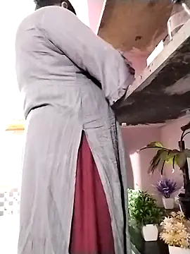 Snapshot of Ruksar-Pathan chatting on 12.15.25 Ruksar-Pathan online show from 12.15.25