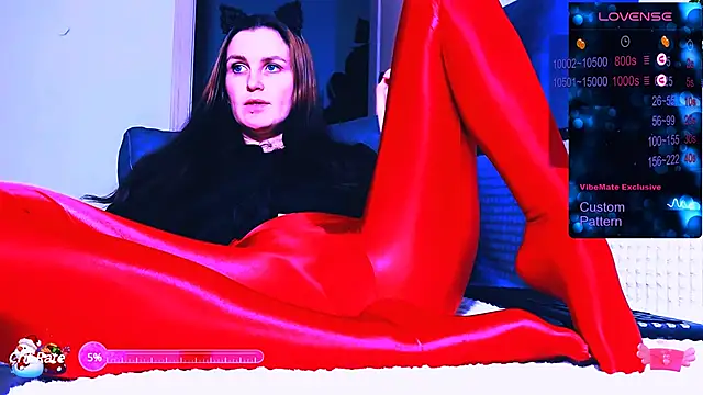 Lina Owl online show from 12.19.24