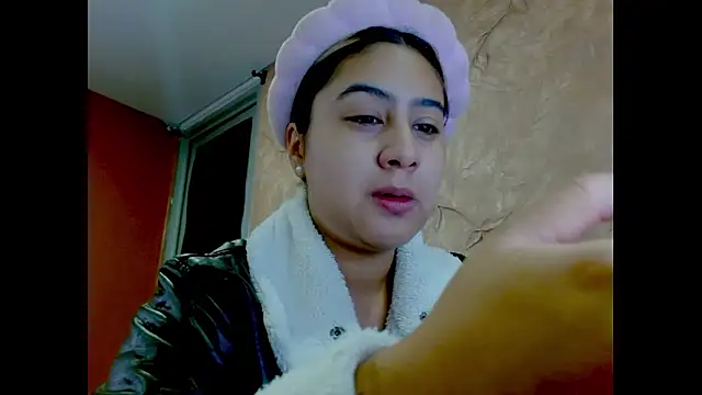 Snapshot of Miabonnett_ chatting on 01.09.26 Miabonnett online show from 01.09.26