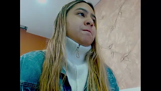 Snapshot of Miabonnett_ chatting on 01.10.26 Miabonnett online show from 01.10.26