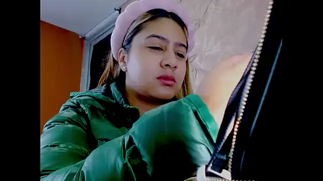 Snapshot of Miabonnett_ chatting on 01.13.26 Miabonnett online show from 01.13.26