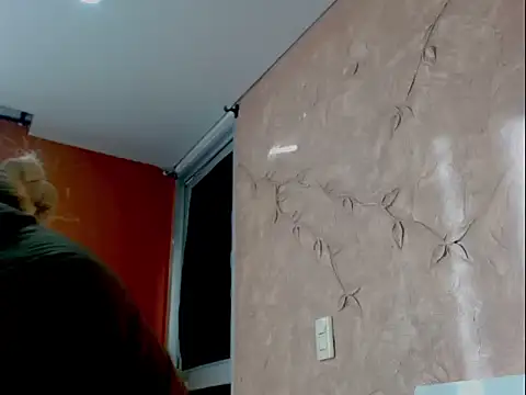 Snapshot of Miabonnett_ chatting on 01.19.26 Miabonnett online show from 01.19.26