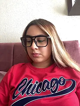 Snapshot of Miabonnett_ chatting on 07.17.26 Miabonnett online show from 07.17.26