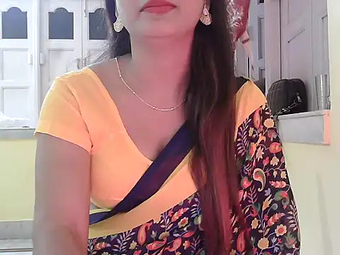 Model-Tanya online show from 11.20.25