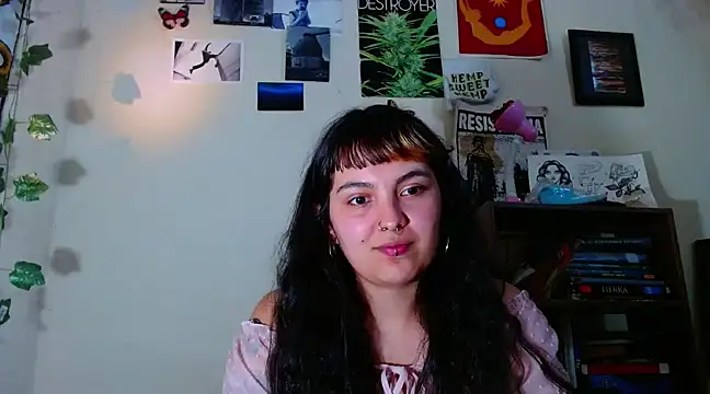 Snapshot of sweetiee_mary chatting on 03.01.25 sweetiee mary online show from 03.01.25