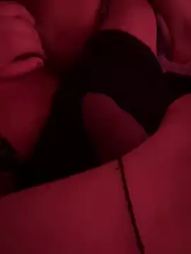 Snapshot of beautifulcouple69 chatting on 02.10.26 beautifulcouple69 online show from 02.10.26