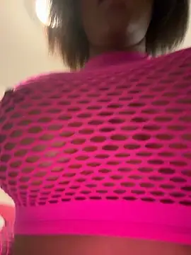 Snapshot of Black_Dolll chatting on 03.11.26 Black Dolll online show from 03.11.26