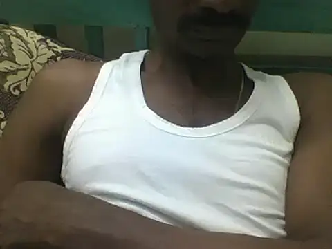 Snapshot of bas1cooks chatting on 12.08.24 bas1cooks online show from 12.08.24