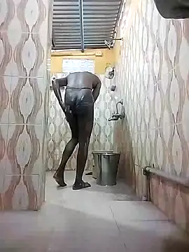 Snapshot of bas1cooks chatting on 02.04.25 bas1cooks online show from 02.04.25