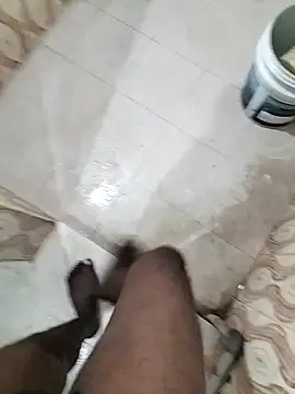 Snapshot of bas1cooks chatting on 09.28.25 bas1cooks online show from 09.28.25