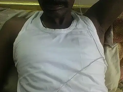 Snapshot of bas1cooks chatting on 10.27.25 bas1cooks online show from 10.27.25