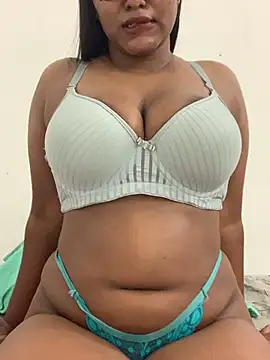 Snapshot of sweety_yehara chatting on 03.05.26 sweety yehara online show from 03.05.26