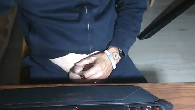 Adri gard online show from 10.13.25