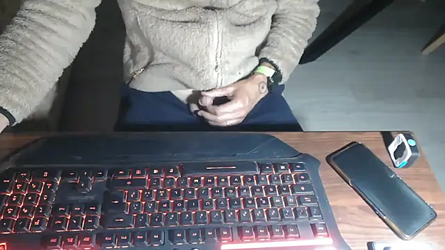 Snapshot of Adri_gard chatting on 05.04.26 Adri gard online show from 05.04.26