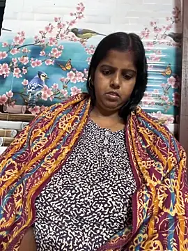 Snapshot of Beauty-queen chatting on 11.09.25 Beauty-queen online show from 11.09.25