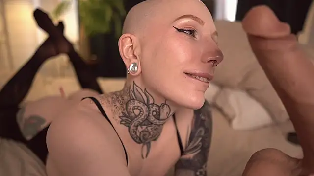 Snapshot of ifuckingtoy_ chatting on 03.18.25 ifuckingtoy  online show from 03.18.25