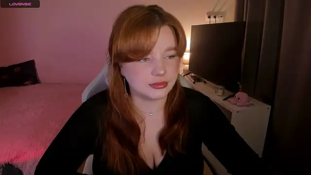 Snapshot of _Lisa_x chatting on 12.01.24  Lisa x online show from 12.01.24