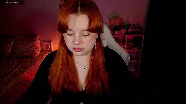 Snapshot of _Lisa_x chatting on 10.09.25  Lisa x online show from 10.09.25