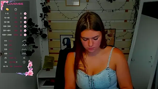 Snapshot of Josephine_Kiss chatting on 07.20.26 Josephine Kiss online show from 07.20.26