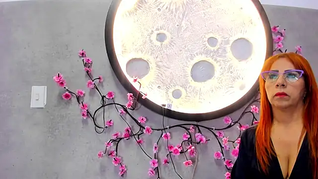 SussanMilf  online show from 09.22.25