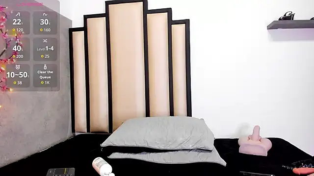 SussanMilf  online show from 10.17.25