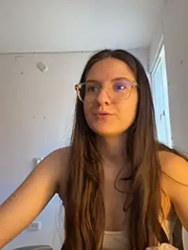 livgomez online show from 03.15.26