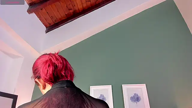  anavictoria  online show from 02.21.25