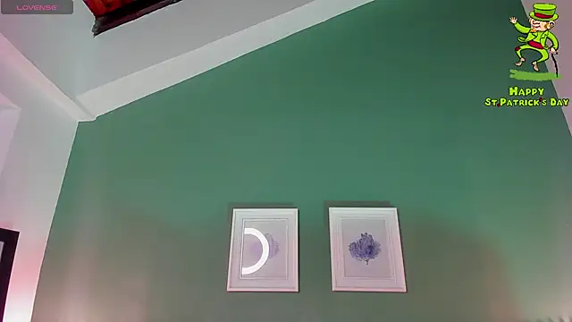  anavictoria  online show from 03.18.25