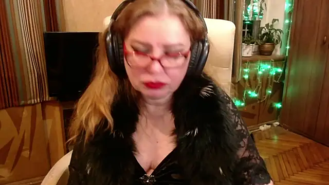 Snapshot of Miss_Tress chatting on 03.01.26 Miss Tress online show from 03.01.26