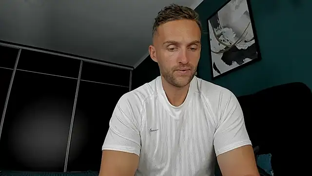 Snapshot of ShawnFucker2 chatting on 12.21.24 ShawnFucker2 online show from 12.21.24