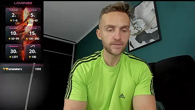 Snapshot of ShawnFucker2 chatting on 01.24.25 ShawnFucker2 online show from 01.24.25