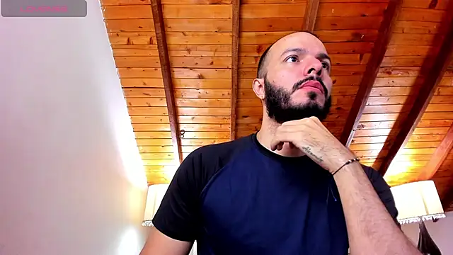 Tom Bailey online show from 11.24.25