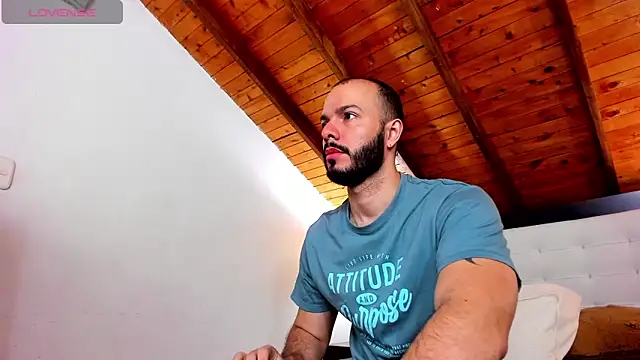 Tom Bailey online show from 12.14.25