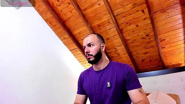 Tom Bailey online show from 01.12.26