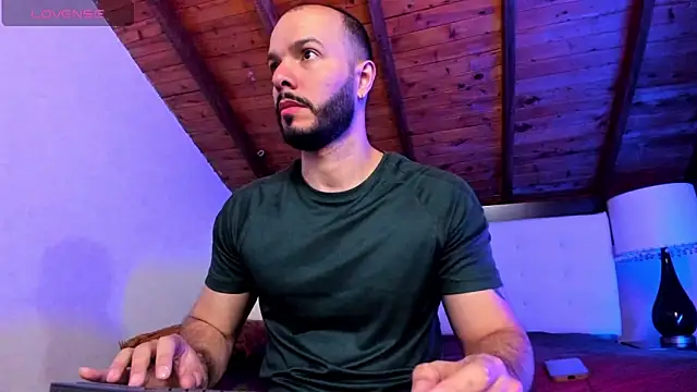 Tom Bailey online show from 02.16.26