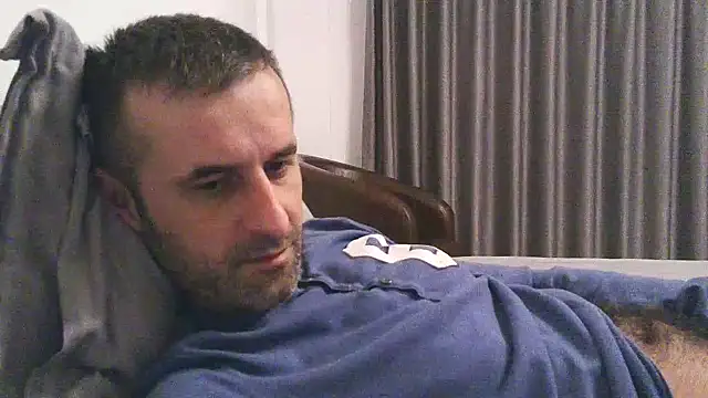 Snapshot of stevenpit chatting on 12.18.24 stevenpit online show from 12.18.24