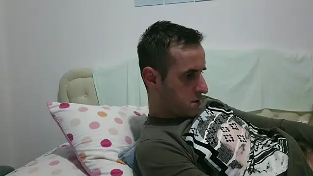 Snapshot of stevenpit chatting on 01.13.25 stevenpit online show from 01.13.25